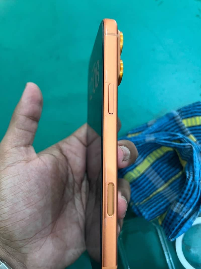 Apple iPhone 17 Pro Max 0