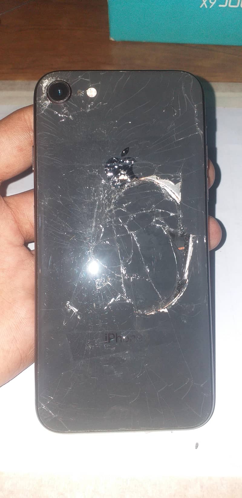 Apple iPhone 8 0