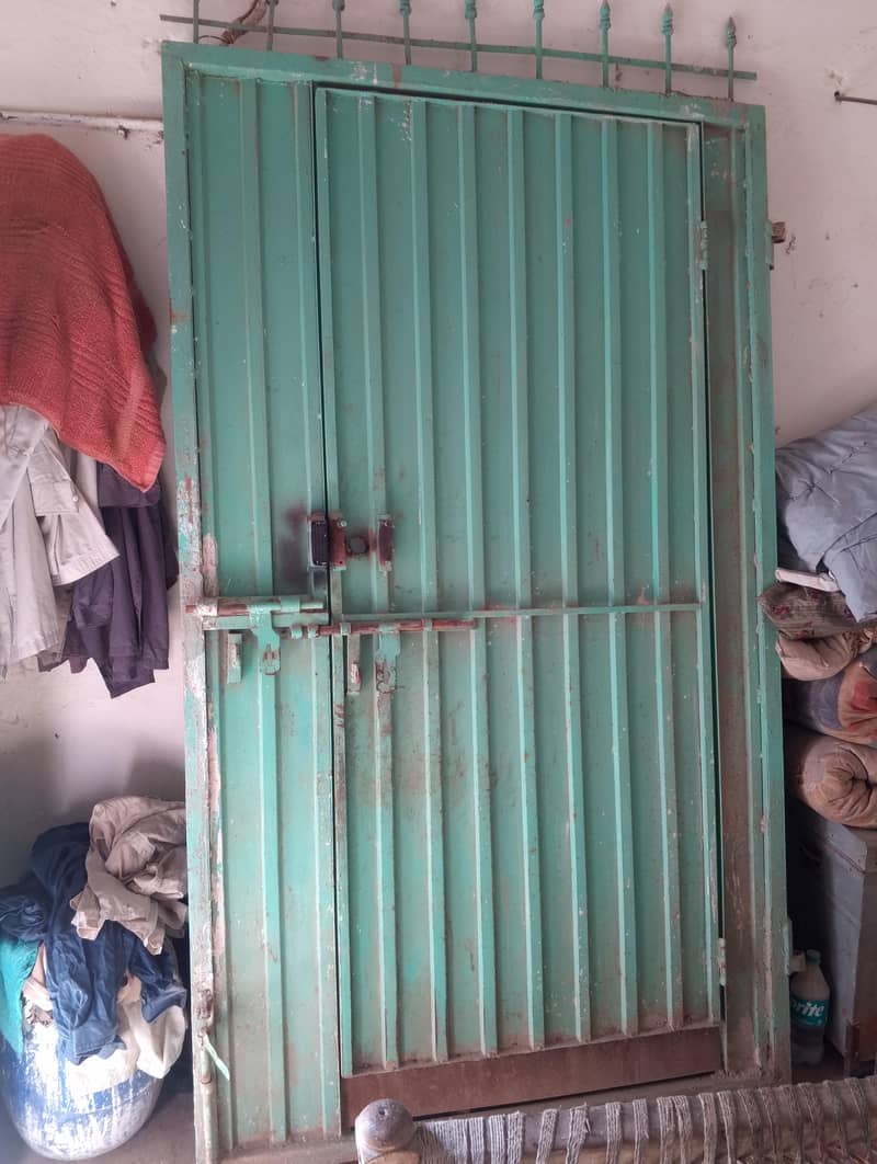 iron gate 1
