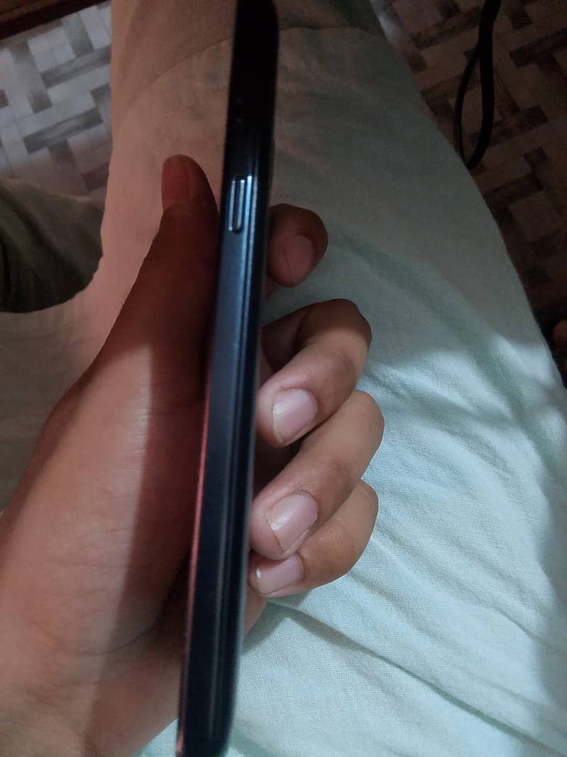 Samsung Mobile A06 3
