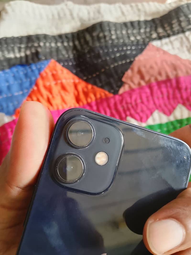 Apple iPhone 12 mini 7