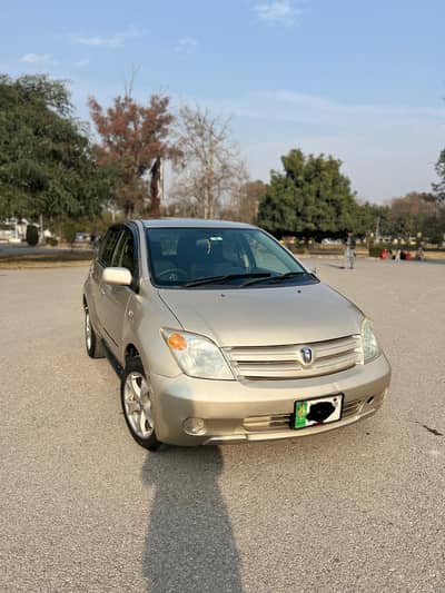 Toyota IST 2002 urgent sale