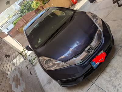 Honda Fit Shuttle 2014