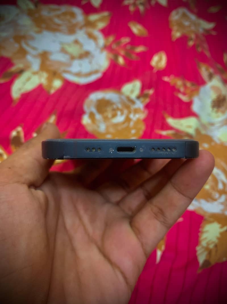 Apple iPhone 14 2