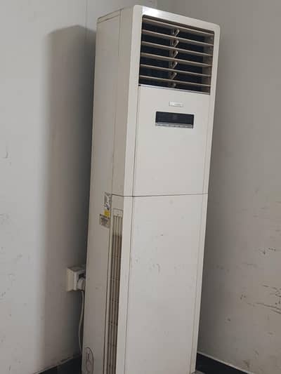 AC 2 Ton Gree Floor Standing Tower AC  (24000 BTU) - Best Condition