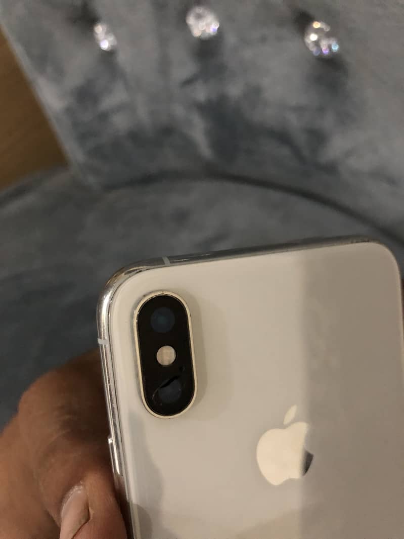 Apple iPhone XS 7