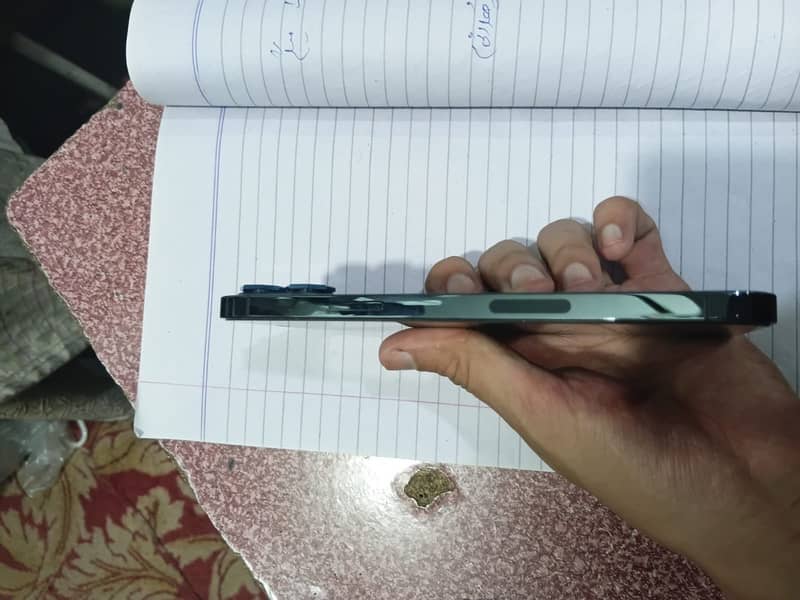 Apple iPhone 12 Pro Max 0