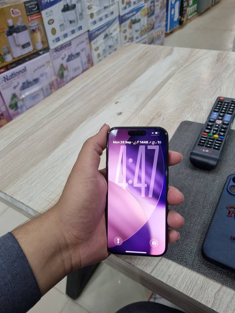 Apple iPhone 15 Pro 1
