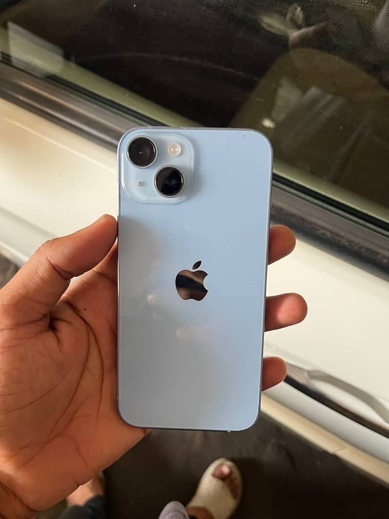 Apple iPhone 14 4
