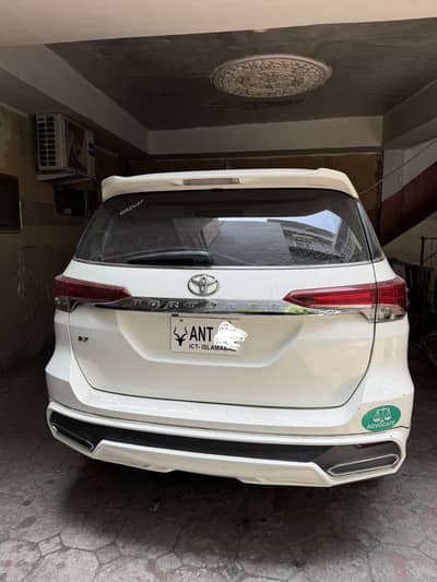 Toyota Fortuner V 2019