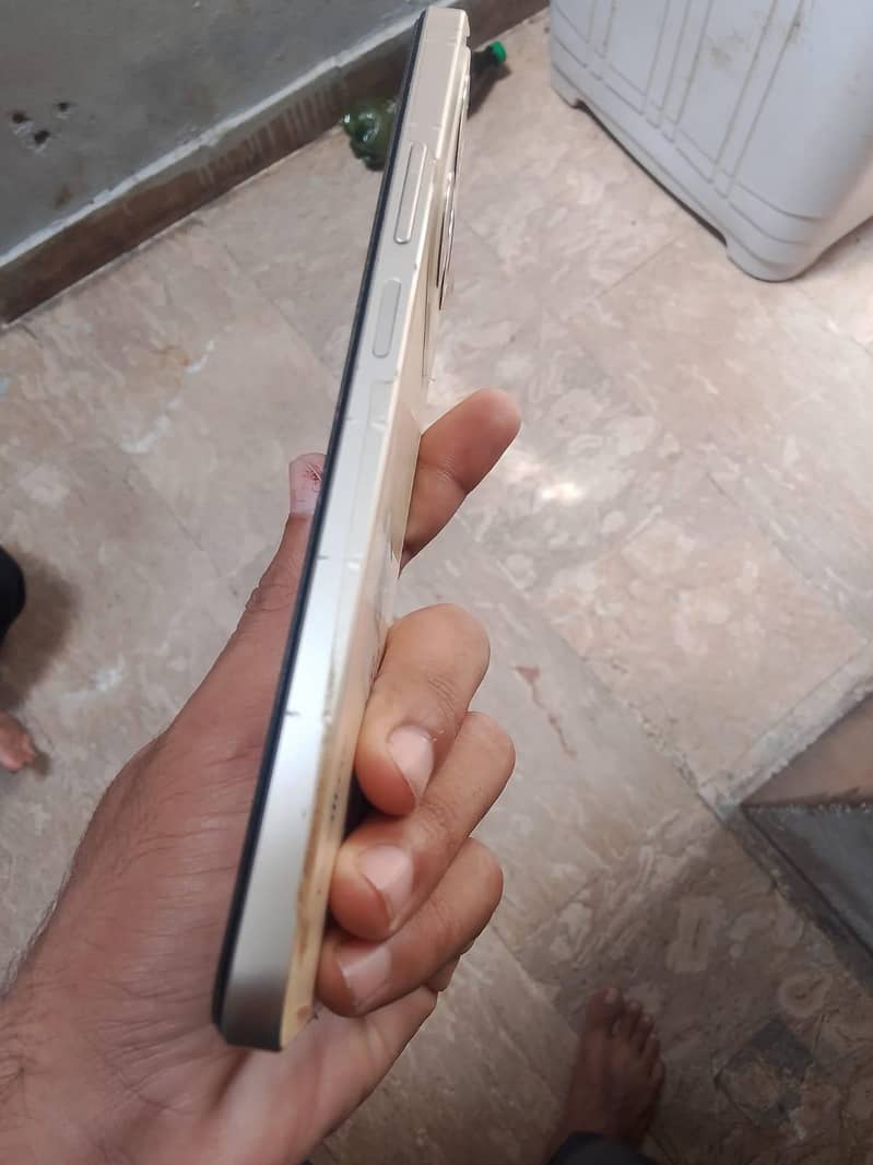 Realme c61 8