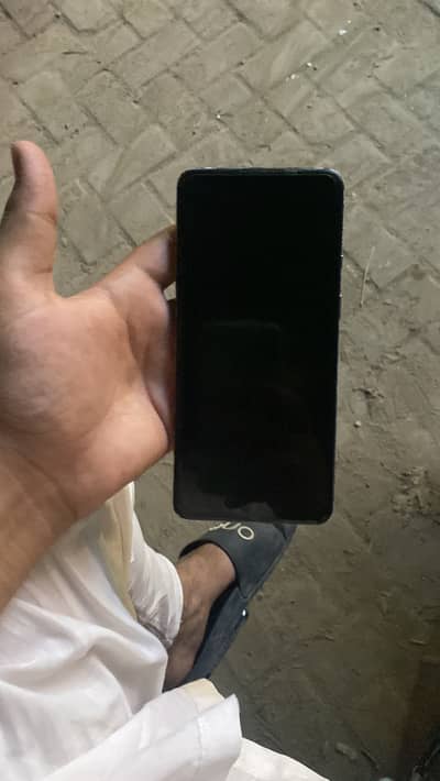 One Plus 9R