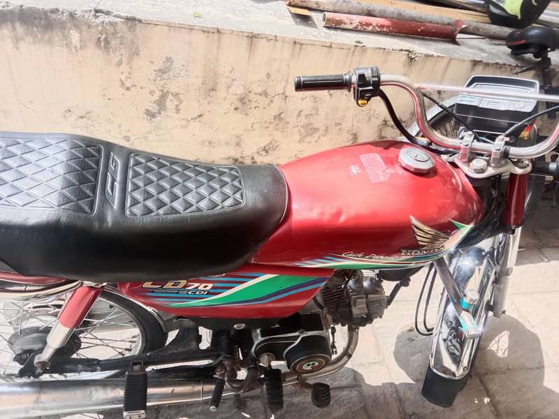 Honda CD 70cc 2014 6