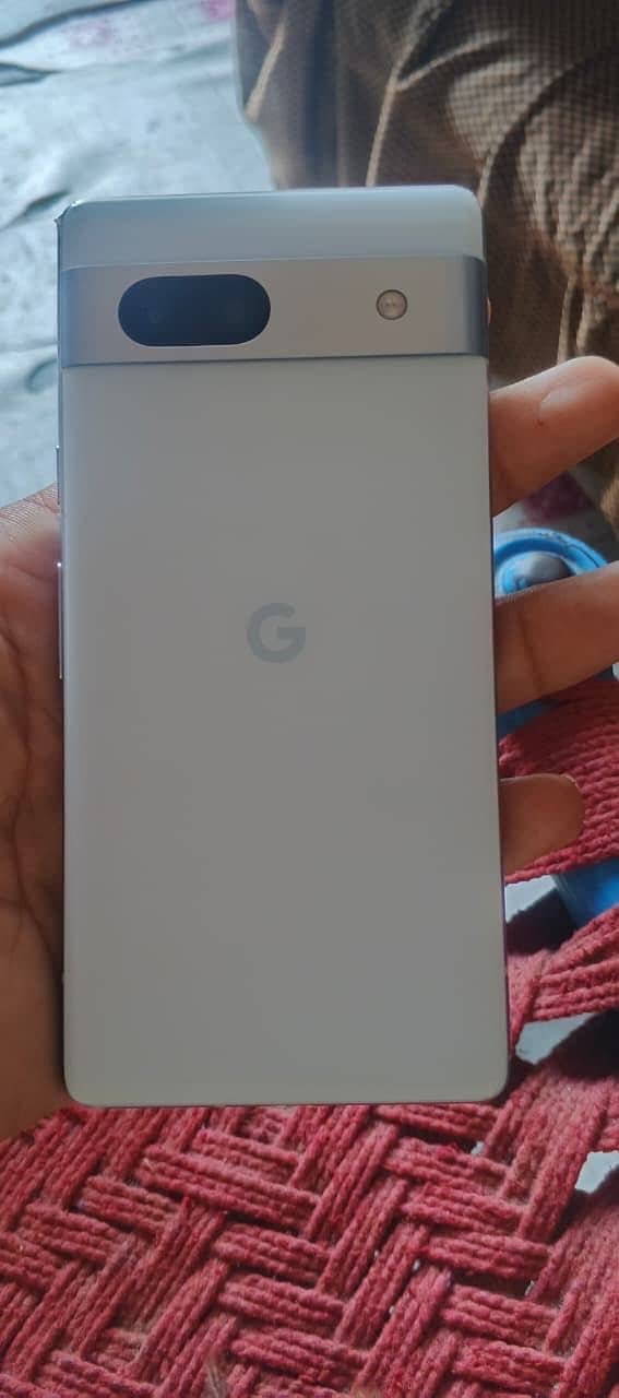 Google Pixel 7a 5