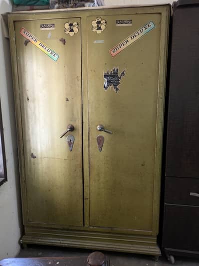 Steel Safe (for valuable items)