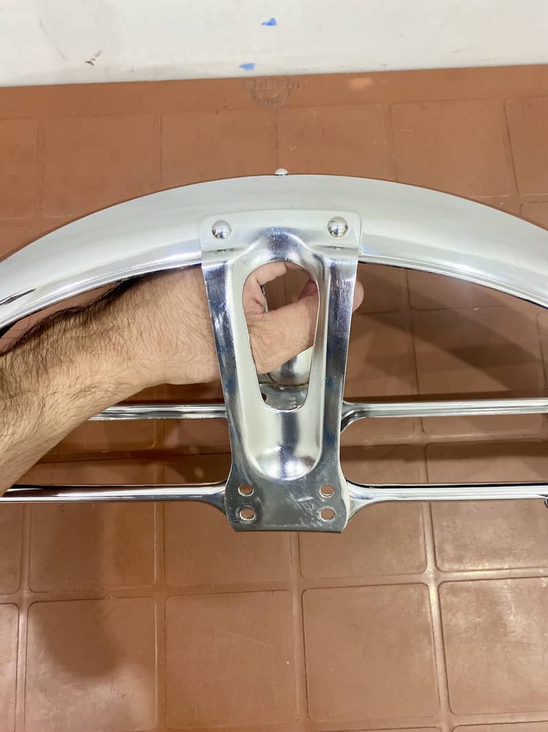 125 Mudguard ( Front ) 2