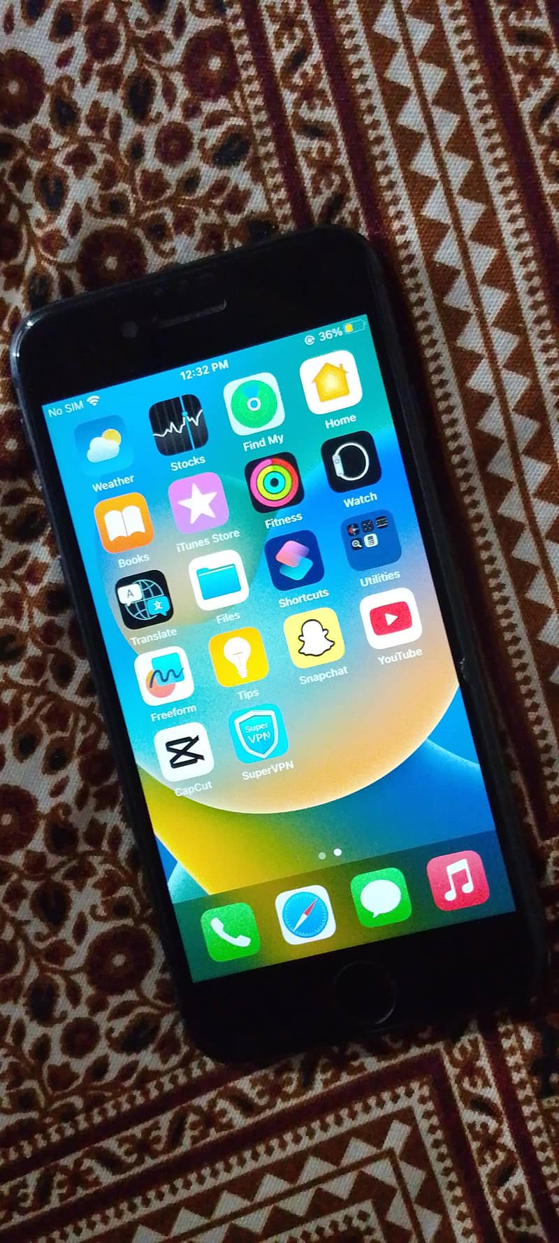 Apple iPhone 8 0