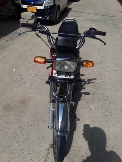 70 bike 10 by 9 ok condition Koi masla koi problem nahi hai engine