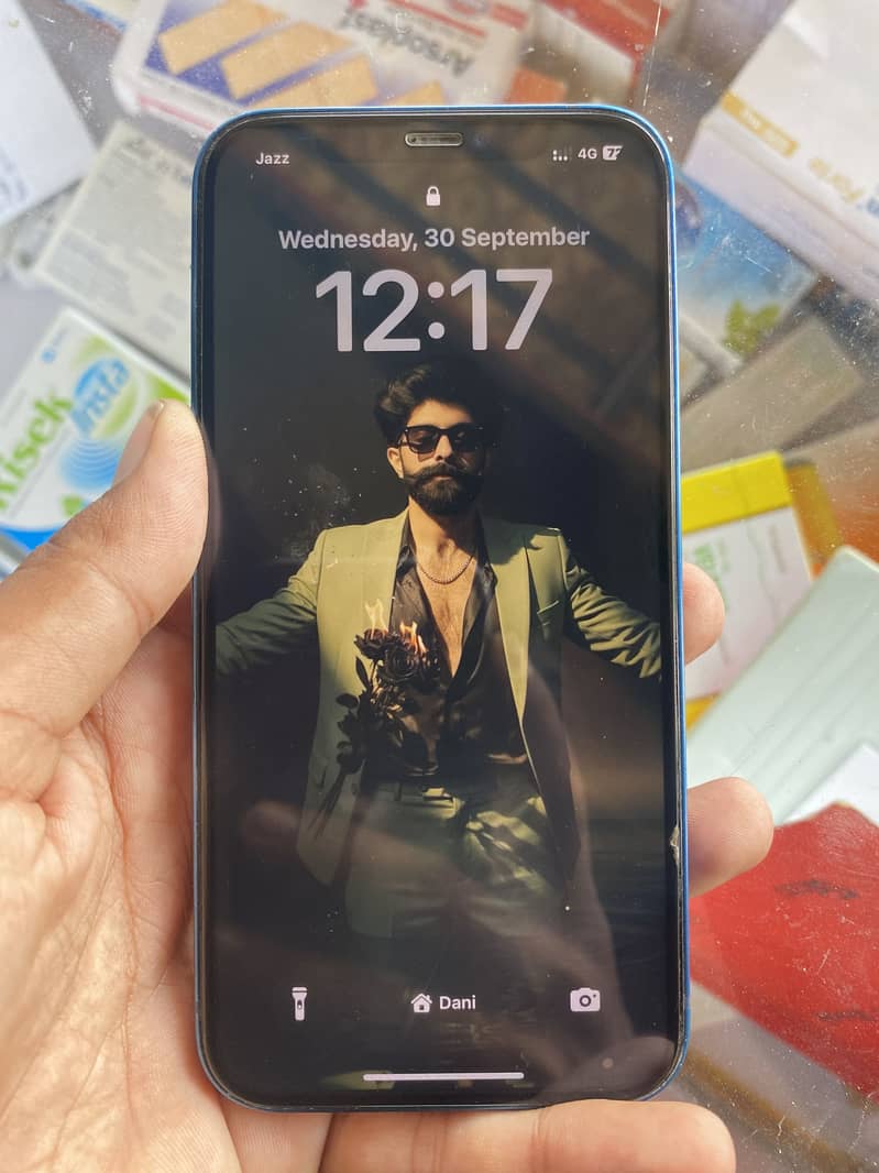 Apple iPhone 12 1