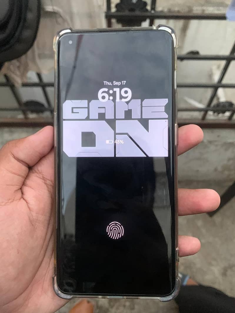 One Plus 10 Pro 1