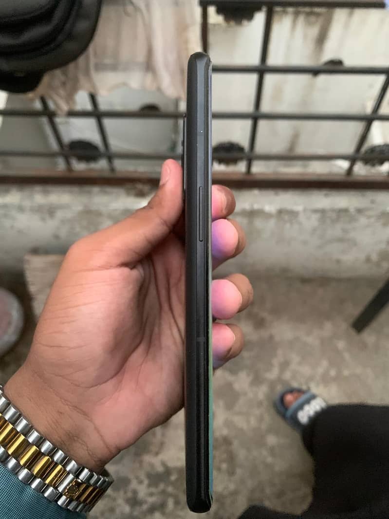 One Plus 10 Pro 5