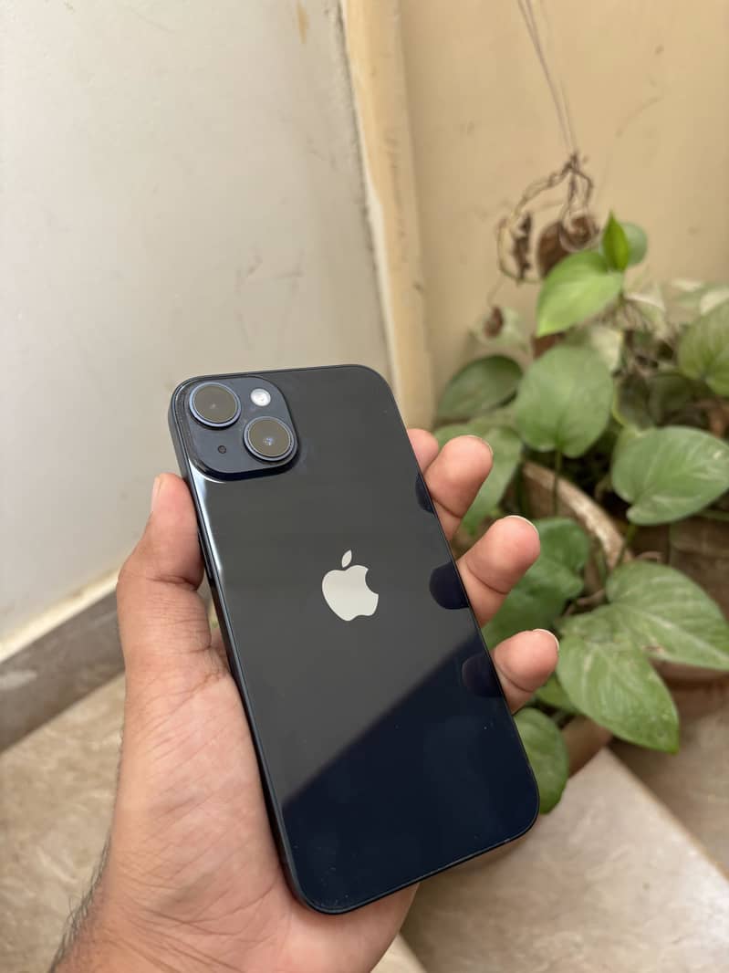 Apple iPhone 14 2