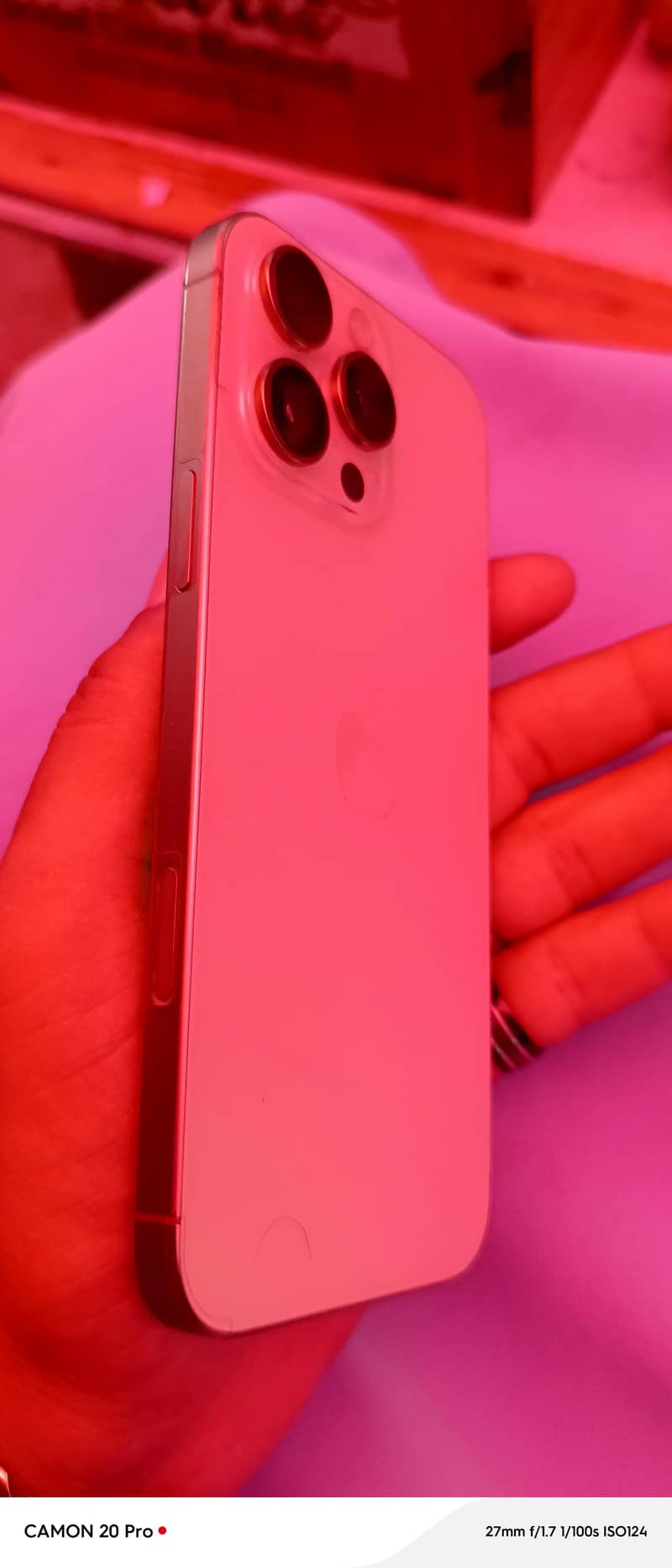 Apple iPhone 16 Pro Max 1