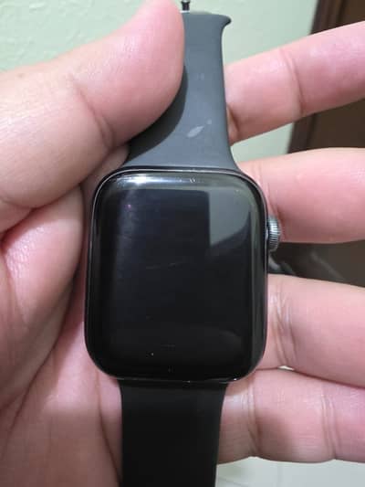 44mm display, GPS, 72 battery health, water pack, with box