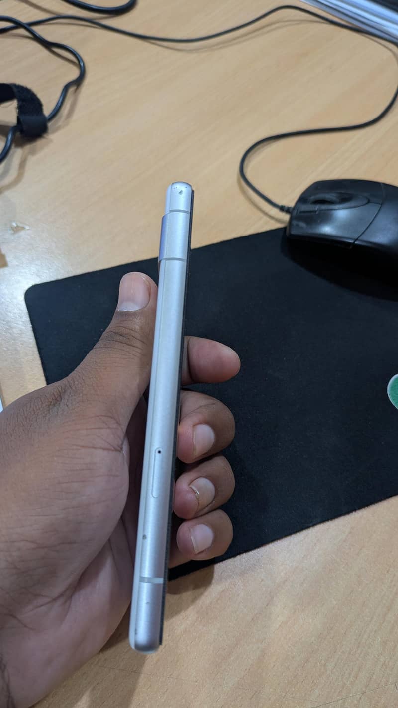 Google Pixel 7a 3