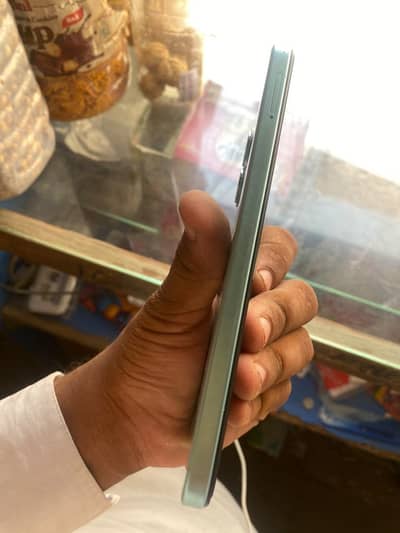 Tecno Spark Go 2