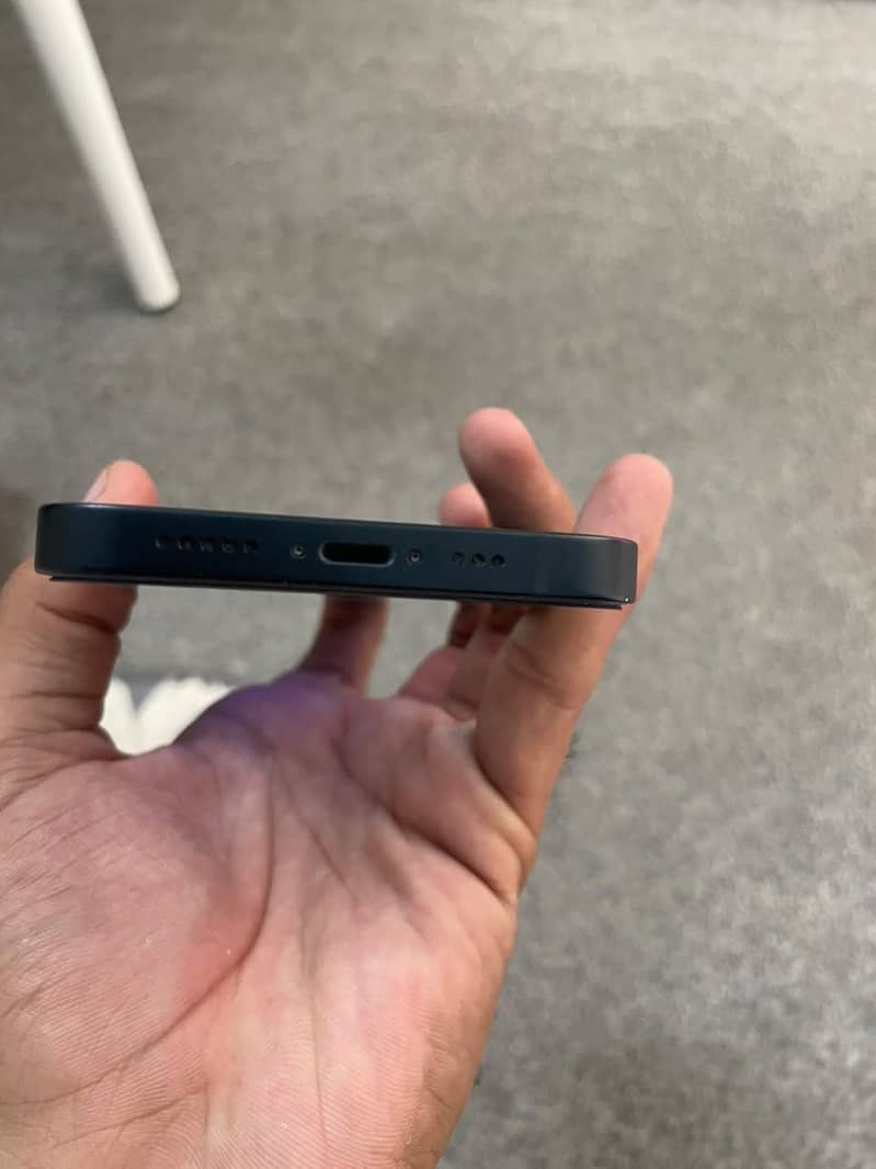 Apple iPhone 14 2