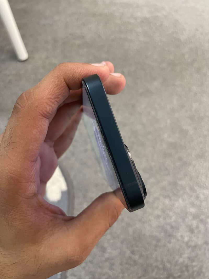 Apple iPhone 14 5