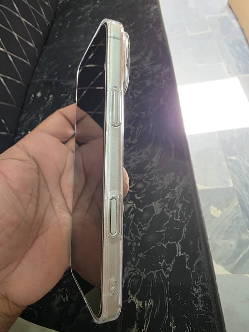 Apple iPhone 17 Pro Max 1
