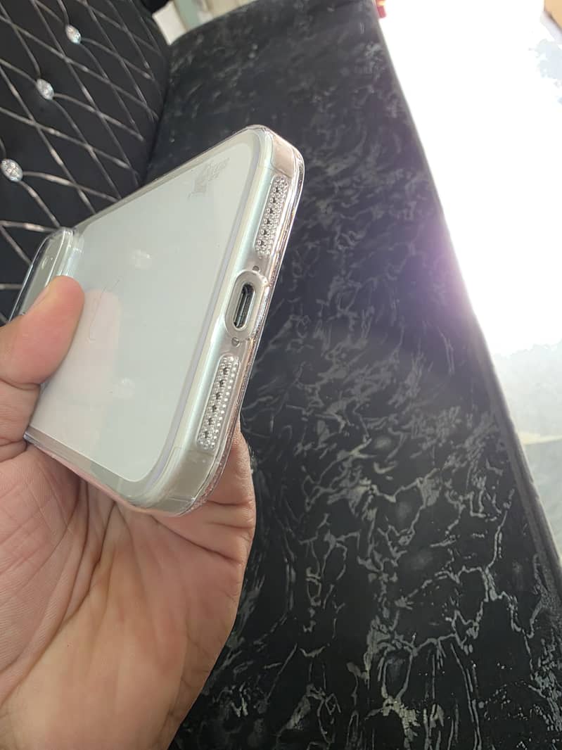 Apple iPhone 17 Pro Max 2