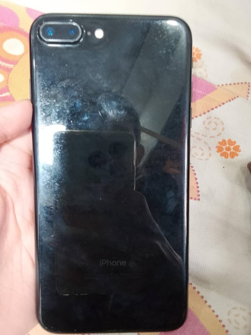 Apple iPhone 7 Plus 3