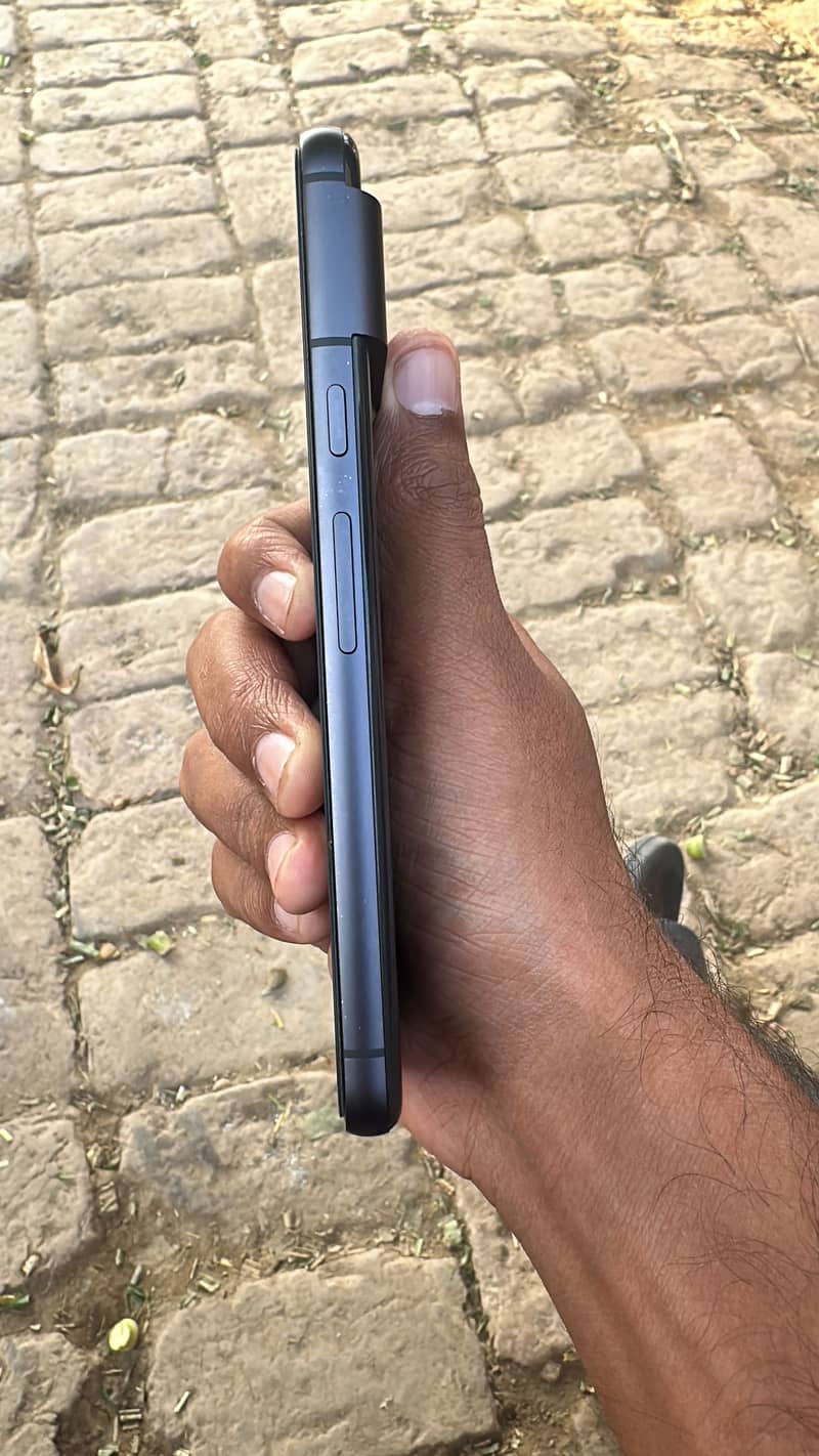 Google Pixel 8 official with box cable 2