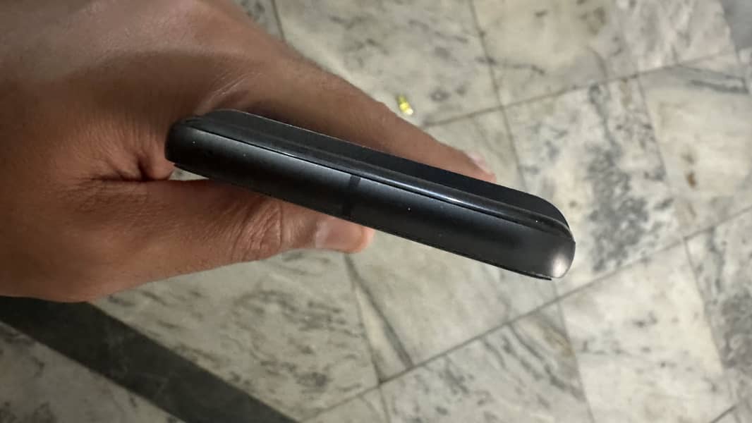Google Pixel 8 official with box cable 5