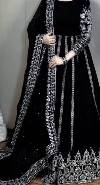 Pre-Loved Dress in Excellent Condition