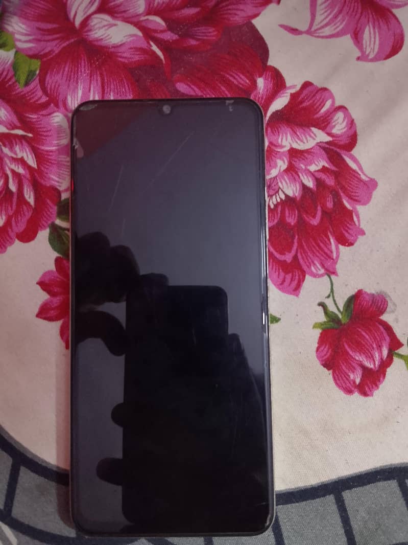 Realme C53 0