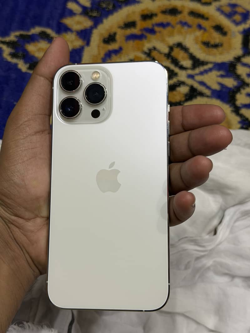 Apple iPhone 13 Pro Max 9