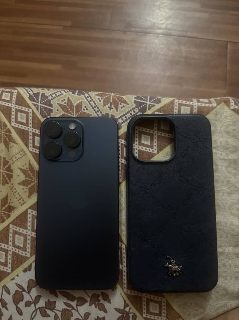 iPhone 15 Pro Max jv 5
