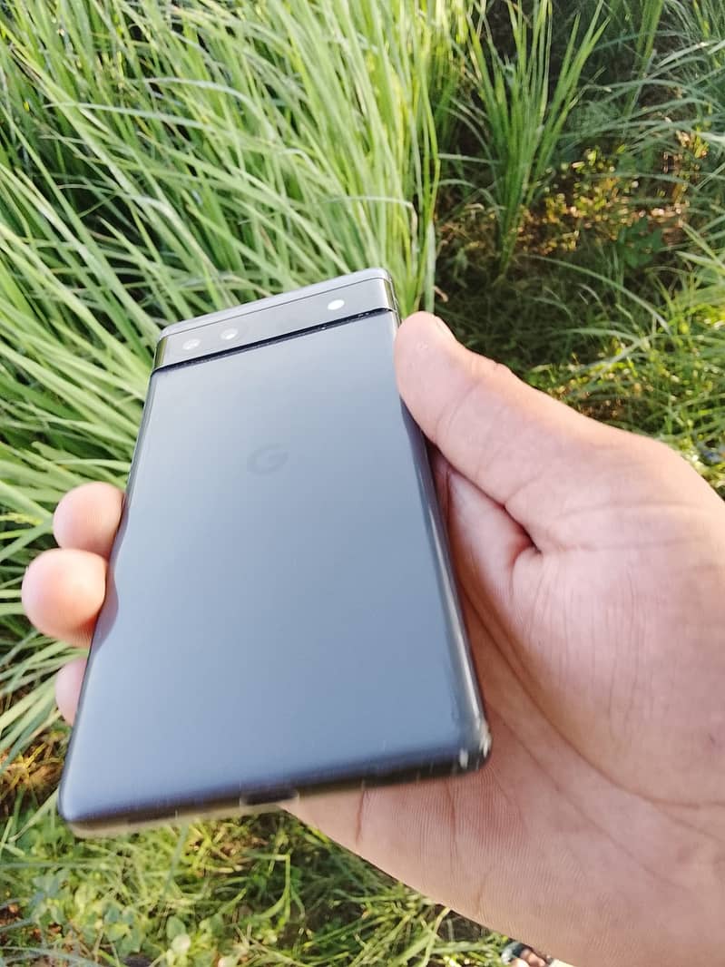 Google Pixel 6a 1