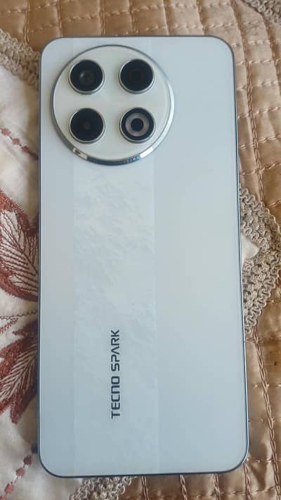 Tecno SPARK 30 Pro