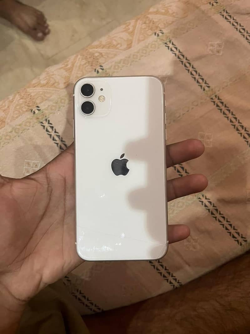 Apple iPhone 11 0