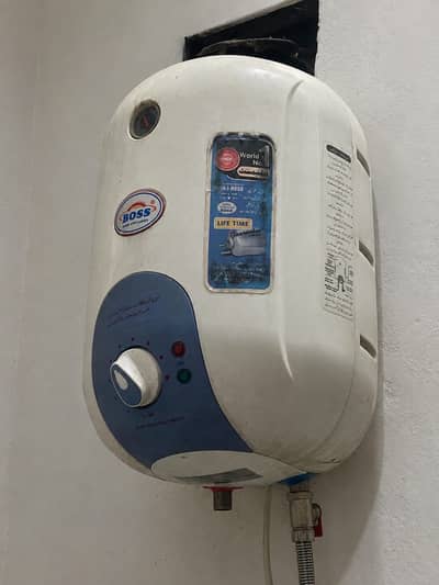Boss 15 L Instant Electric Geyser