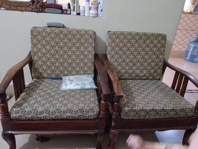 5 seeter sofa