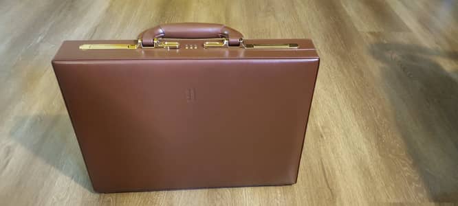 Jafferjees Executive Briefcase