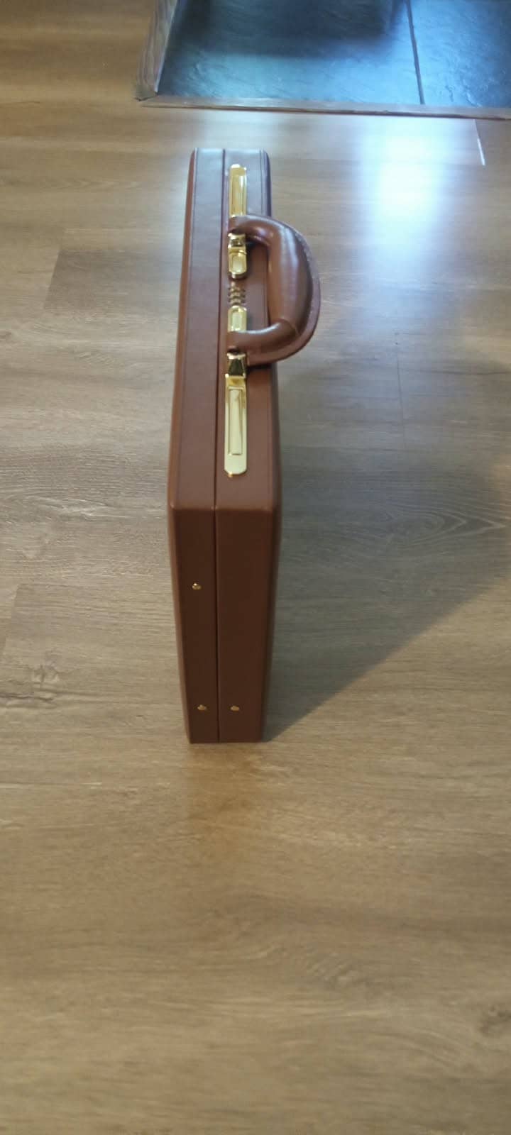 Jafferjees Executive Briefcase 4