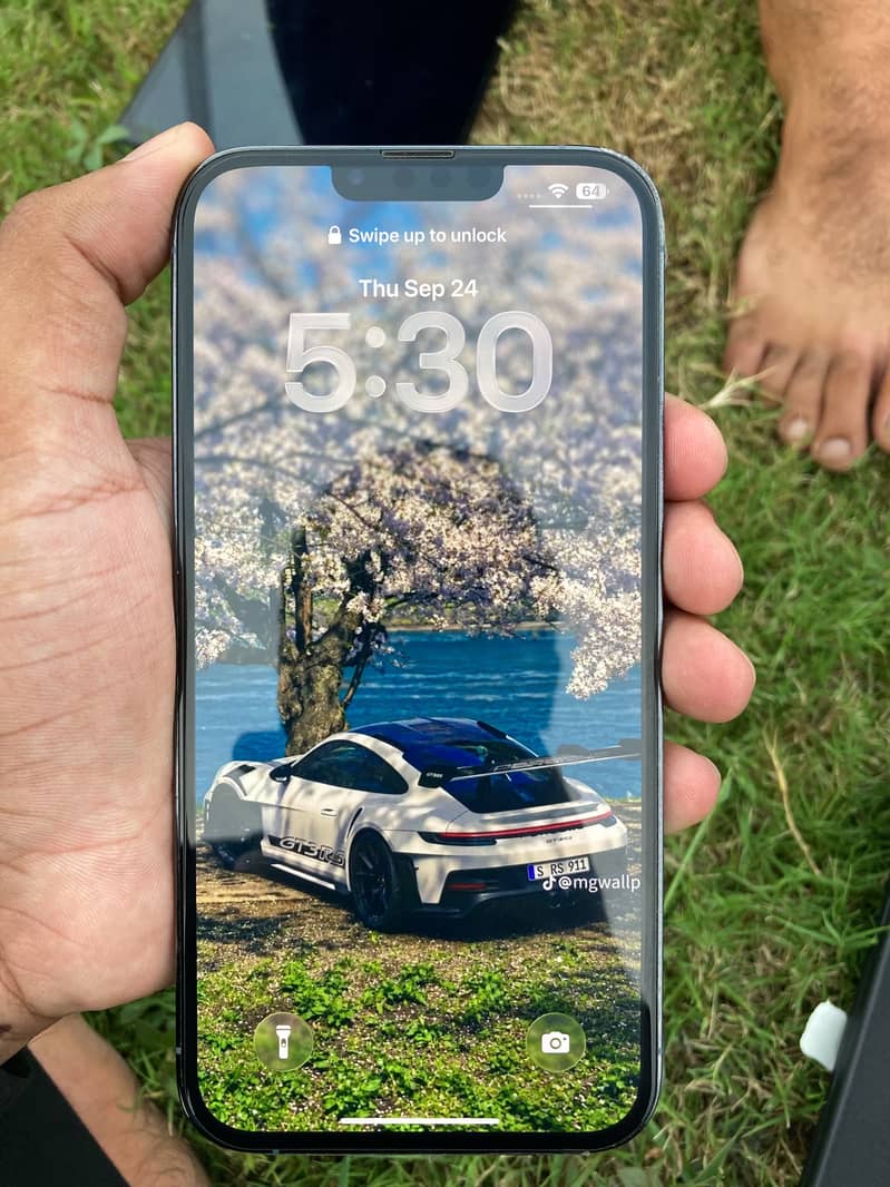 Apple iPhone 13 Pro Max 2