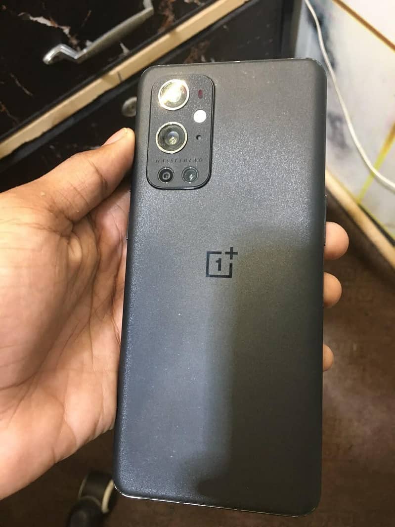 One Plus 9 Pro 1